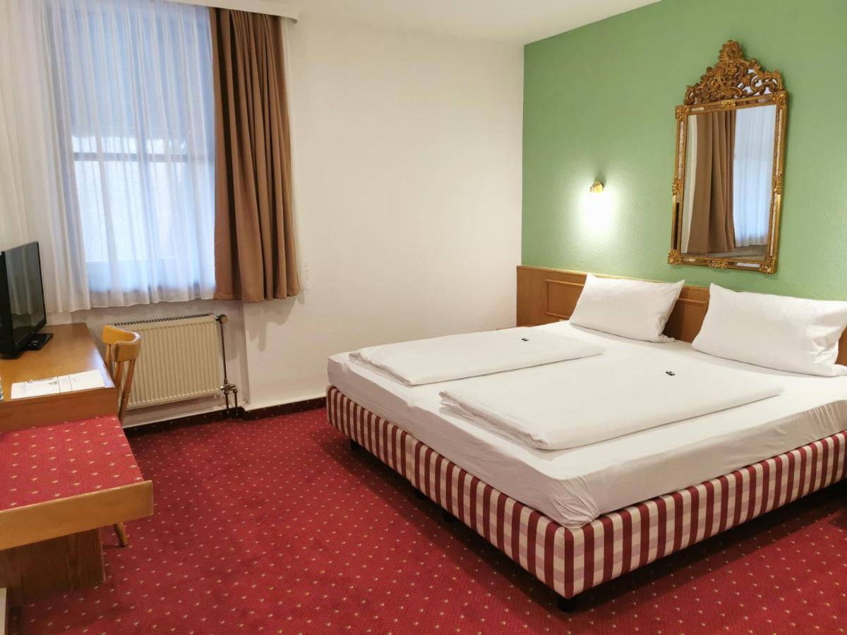 Landhotel Oelmuehle Mombris 外观 照片