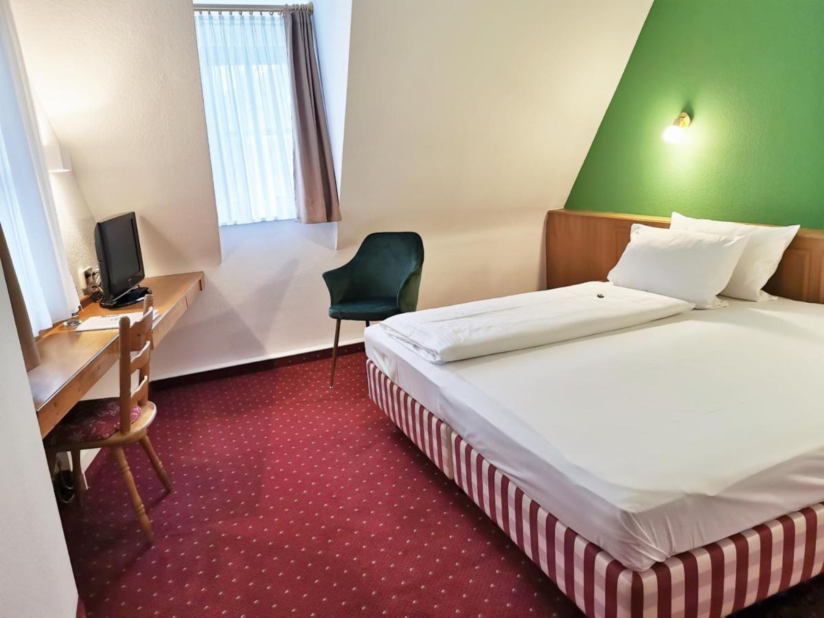Landhotel Oelmuehle Mombris 外观 照片