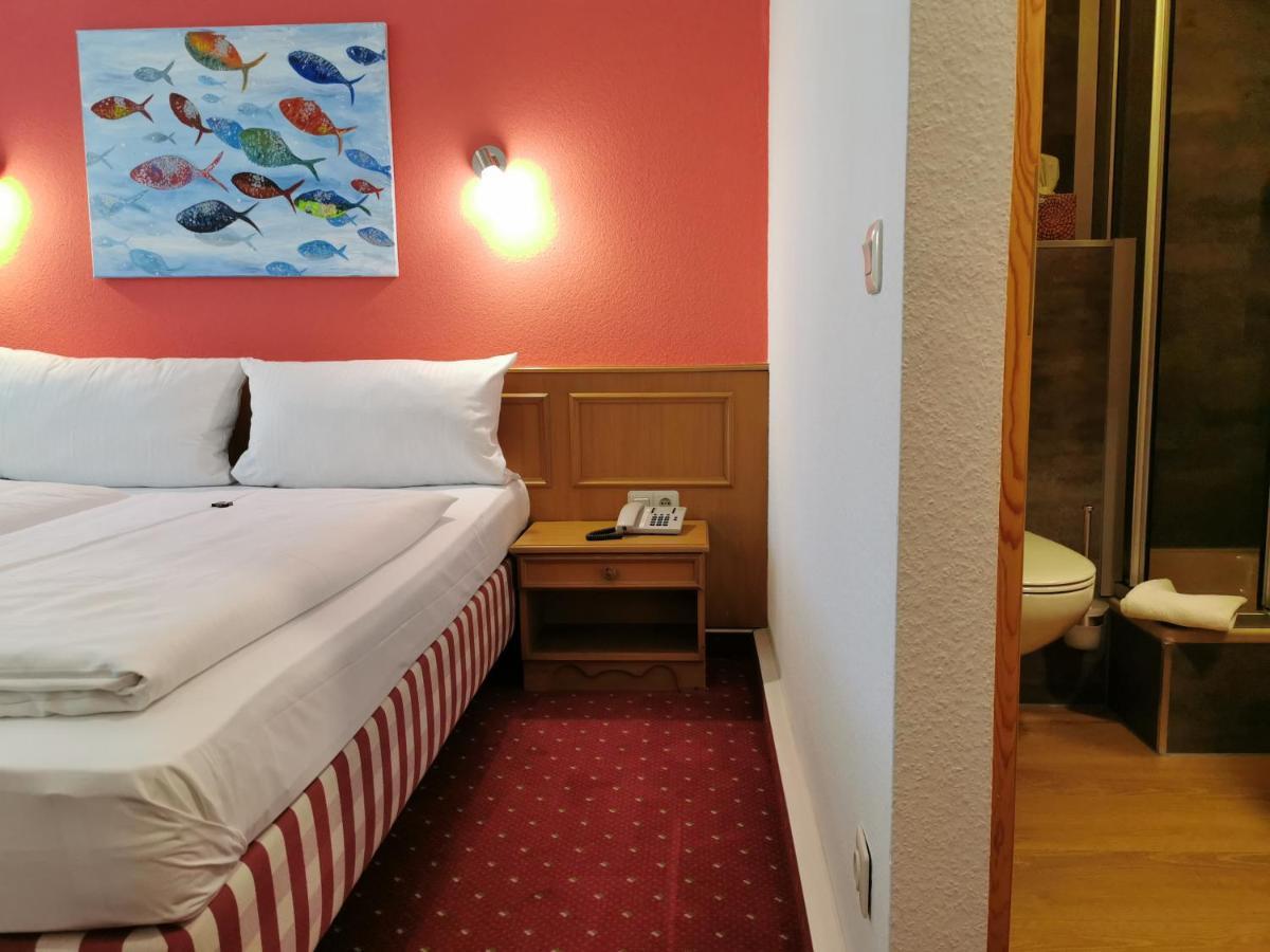 Landhotel Oelmuehle Mombris 外观 照片