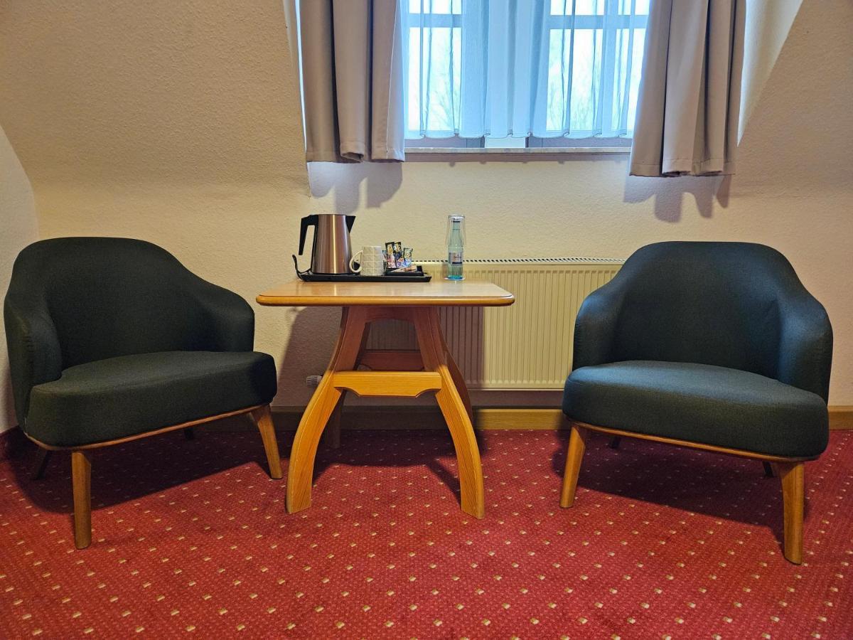Landhotel Oelmuehle Mombris 外观 照片
