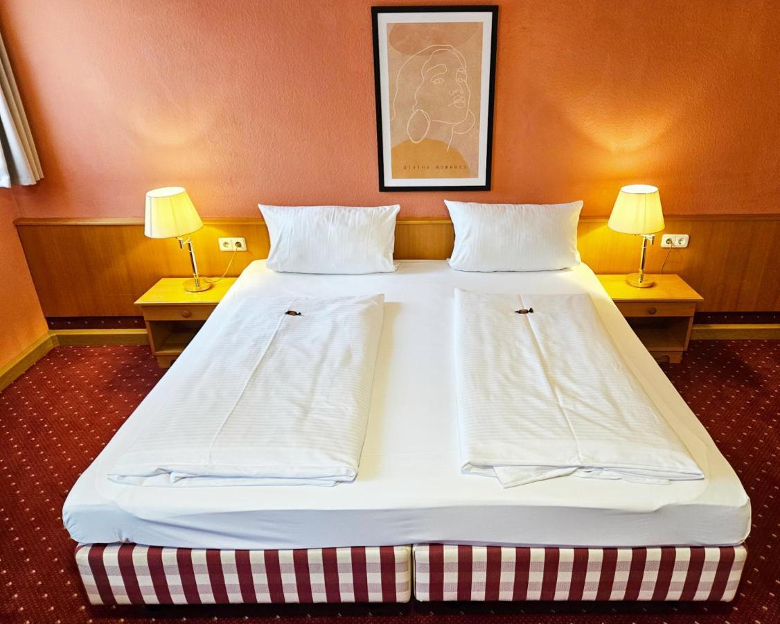 Landhotel Oelmuehle Mombris 外观 照片